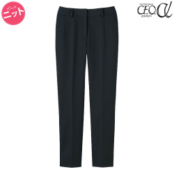 テーパードパンツ