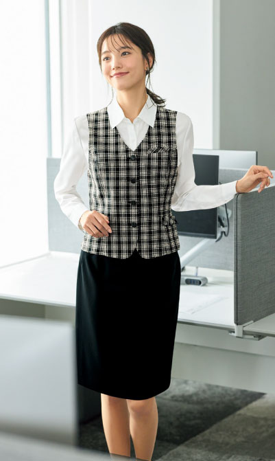 ストレスフリーボトムス コーデ03 事務服