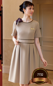 ハネクトーンの事務服 ワンピース 7732